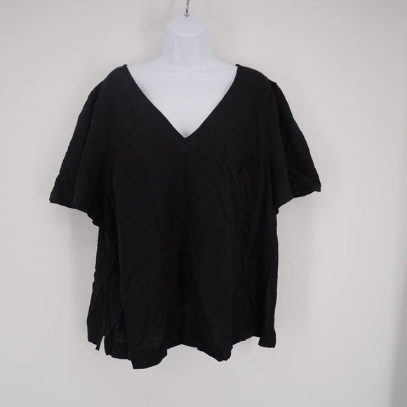 Ava & Viv Tops - Ava & Viv NWT Women's Plus Size Black Linen Short Sleeve V-Neck Shirt Sz 2X
